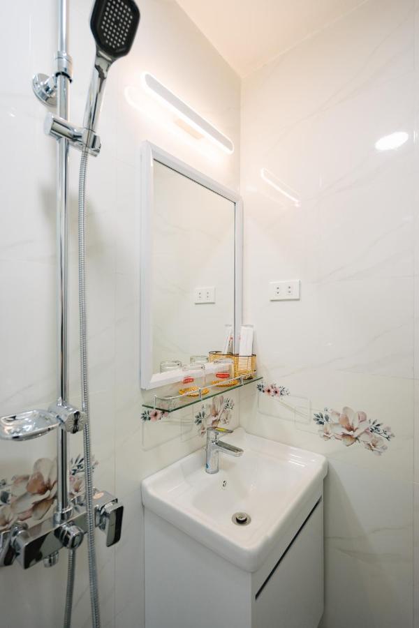 Honey Homestay Hanoi Bagian luar foto