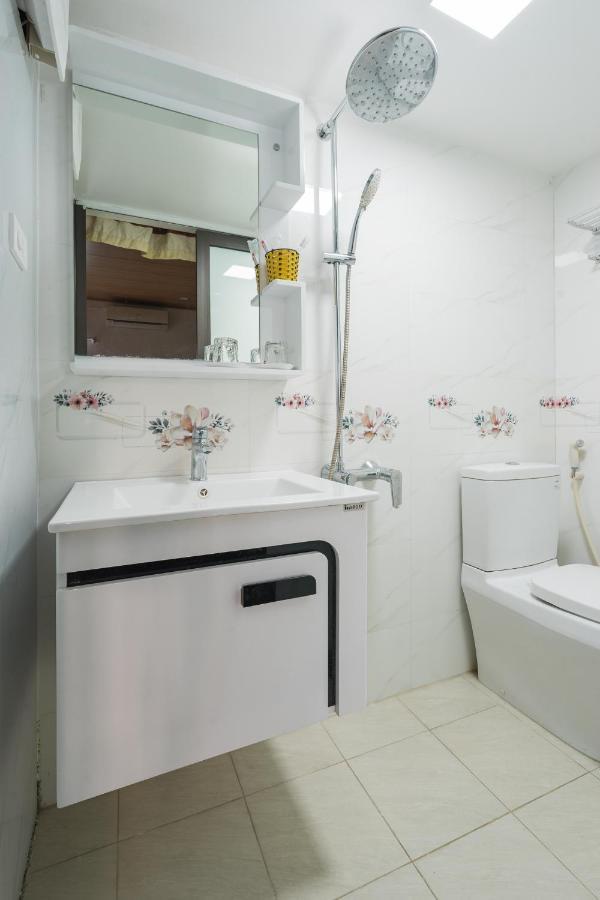 Honey Homestay Hanoi Bagian luar foto